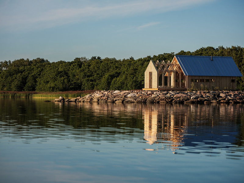 Esta es la galardonada cabaña de cristal en medio de la naturaleza que fue diseñada para ver el cielo de la región Esta es la galardonada cabaña de cristal en medio de la naturaleza que fue diseñada para ver el cielo de la región
