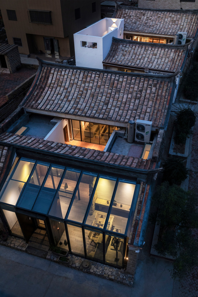 Una casa familiar al sur de china diseñada para la vida contemplativa y tranquila