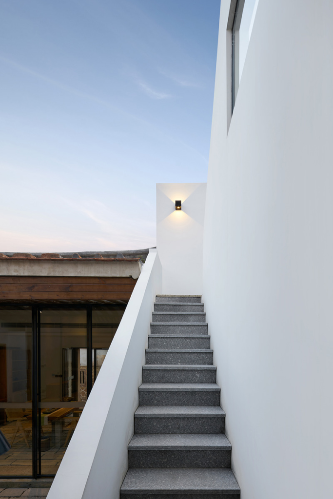 Una casa familiar al sur de china diseñada para la vida contemplativa y tranquila