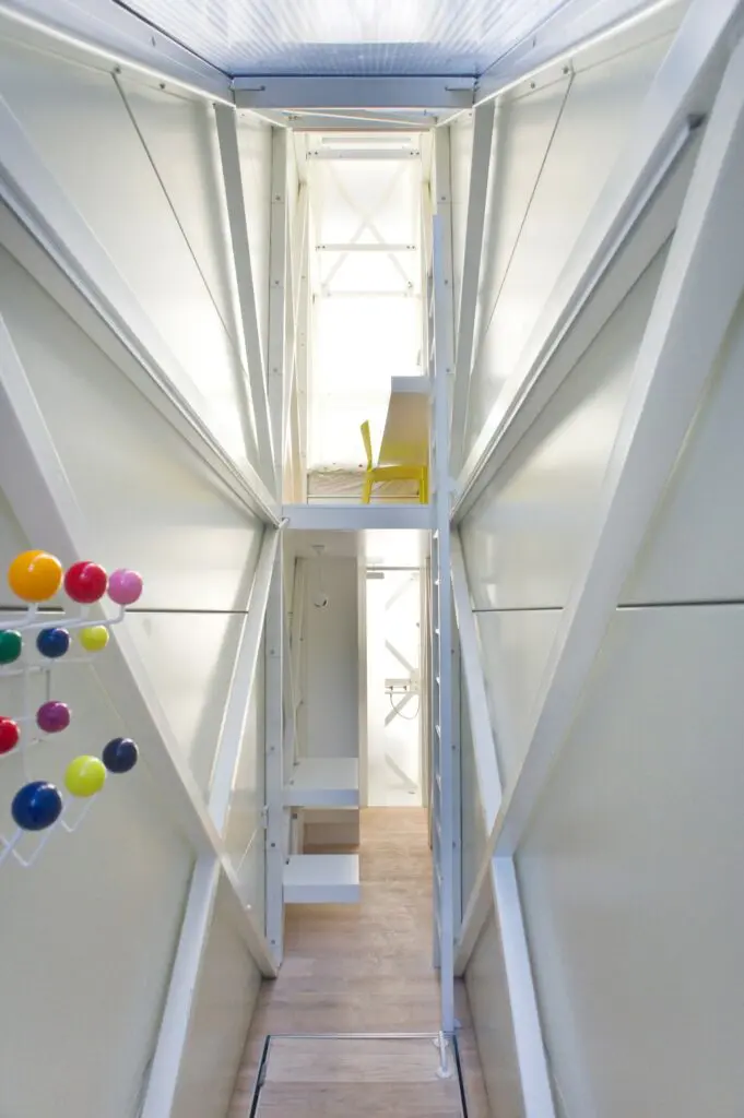 Así es ‘keret house’, la casa más estrecha del mundo Así es ‘keret house’, la casa más estrecha del mundo