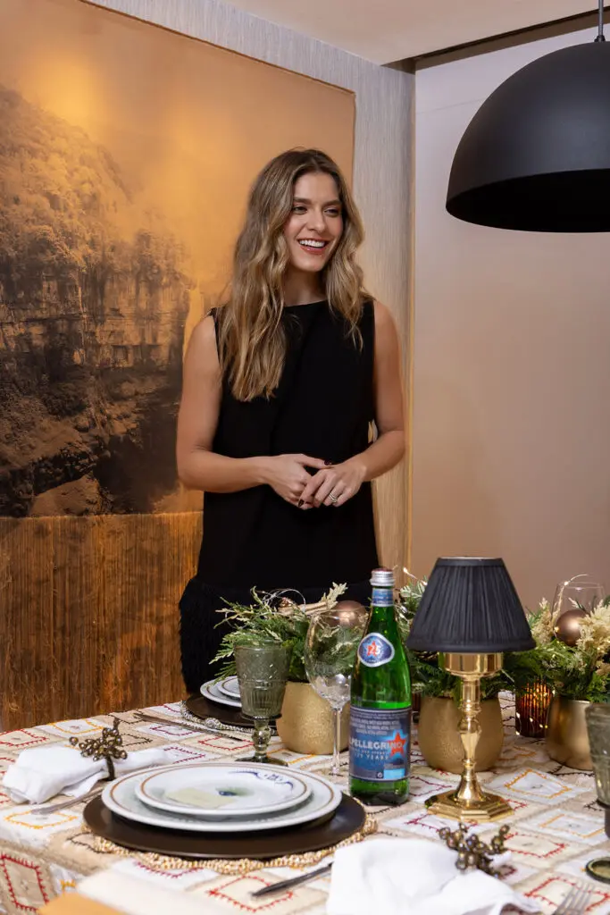 Inspírese en la elegancia y originalidad de la mesa navideña de laura tobón