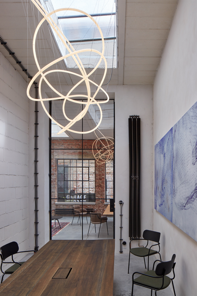 Este vestíbulo es un oasis para la creatividad Este vestíbulo es un oasis para la creatividad