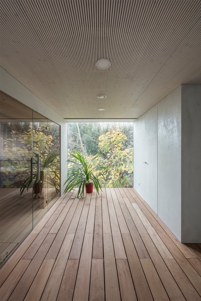 Tres casas minimalistas se encargan de armonizar el paisaje de praga Tres casas minimalistas se encargan de armonizar el paisaje de praga