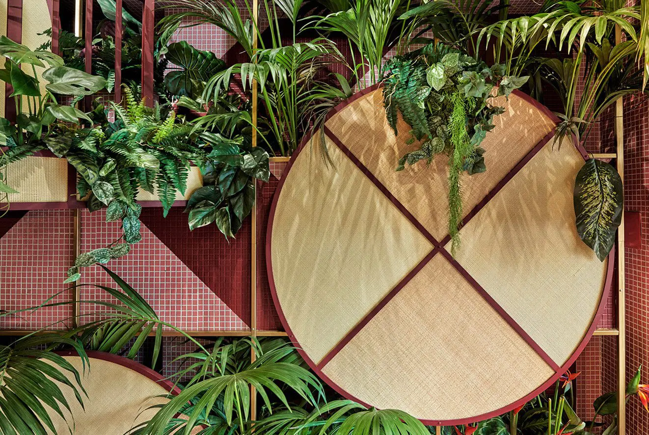 El diseño de este restaurante mezcla lo mejor de brasil y japón El diseño de este restaurante mezcla lo mejor de brasil y japón