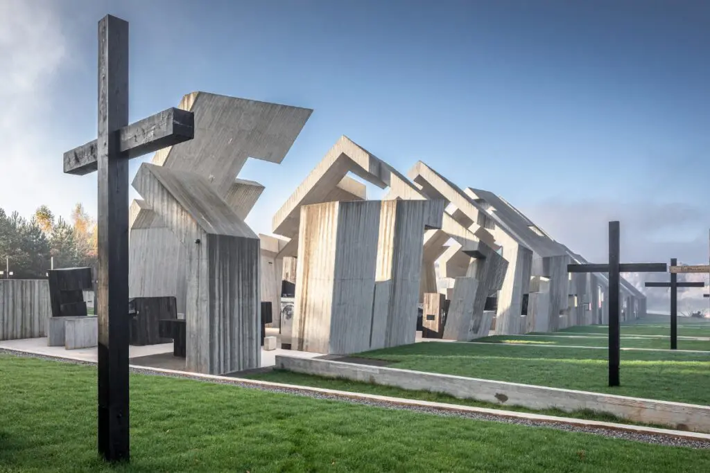 Mausoleo de martirio de los pueblos polacos: una exposición reconocida en el mundo