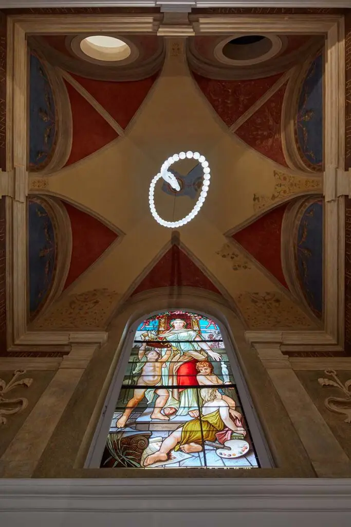 Con un estilo excepcional este museo es una oda al diseño, la moda y el arte