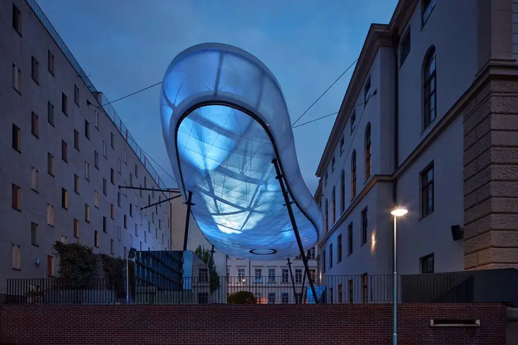 Con un estilo excepcional este museo es una oda al diseño, la moda y el arte