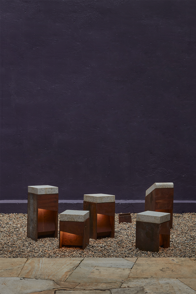 'cazar la sombra': la exposición de guillermo arias, donde la luz y el mármol dialogan