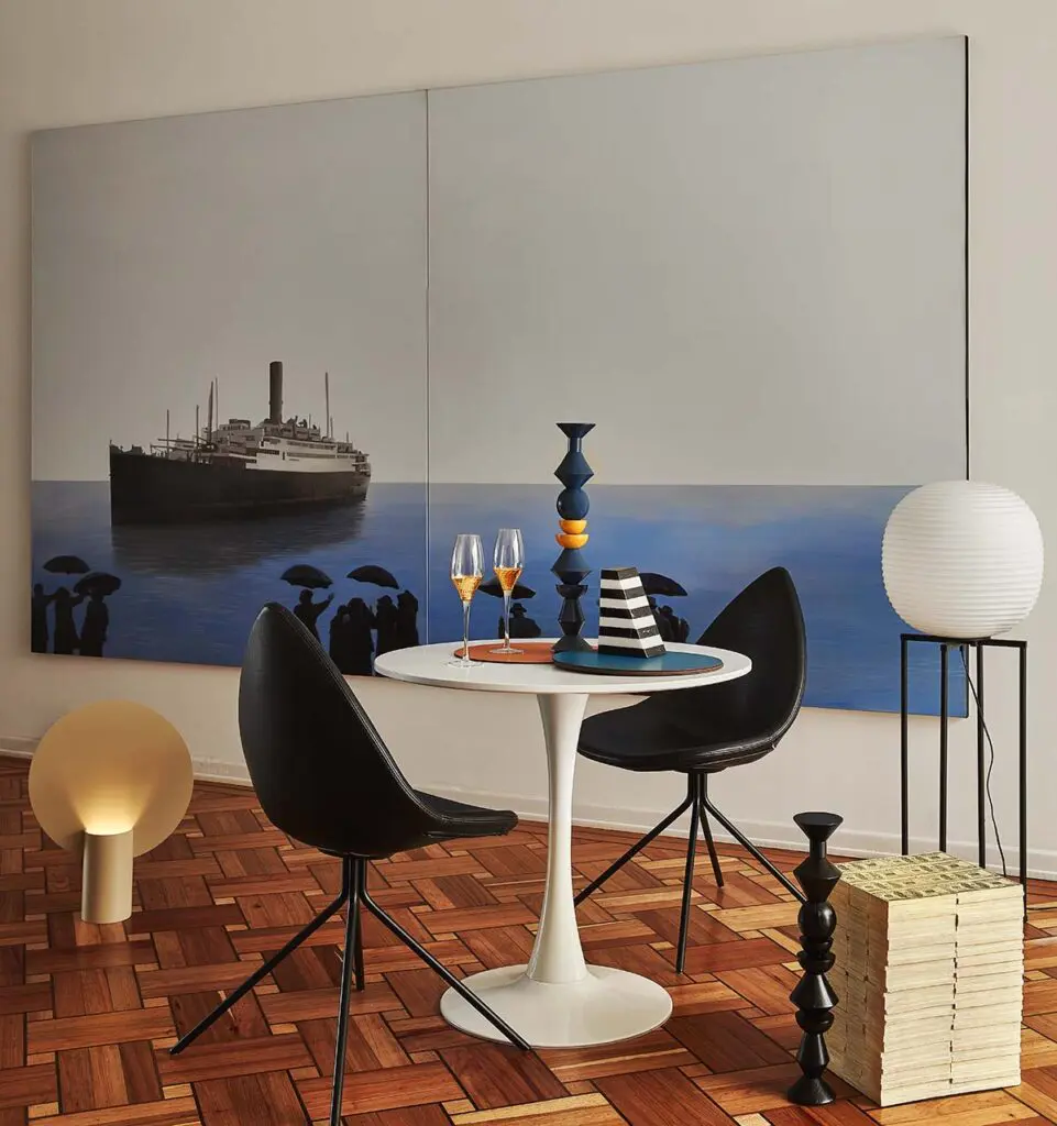 Aprenda a decorar un espacio basándose en sus obras de arte