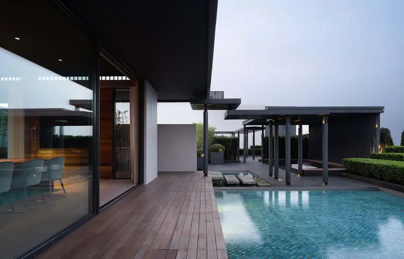 Esta oficina diseñada en una terraza es el lugar con la mejor vista del mundo Esta oficina diseñada en una terraza es el lugar con la mejor vista del mundo