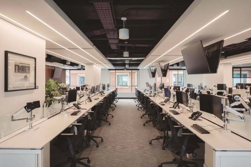 La destacada renovación de las oficinas de davivienda en bogotá