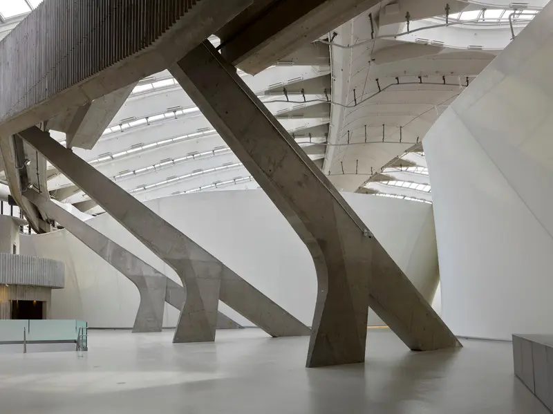 Un sorprendente museo de ciencias, fauna y flora que se destaca mundialmente gracias a su diseño