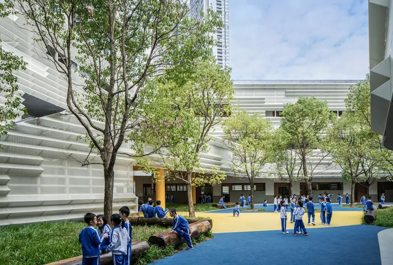 Press kit | 2606-03 - press release | shenzhen nanshan foreign language school - studio link-arc, llc - institutional architecture -  view of elementary school courtyard  - photo credit: shengliang su