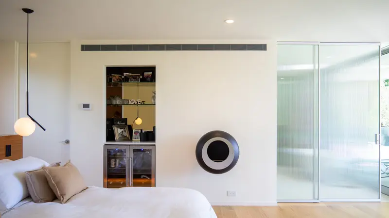 Press kit | 2933-04 - press release | midcentury modern remodel in beverly hills - heusch inc - residential architecture - master bedroom - photo credit: gerhard heusch