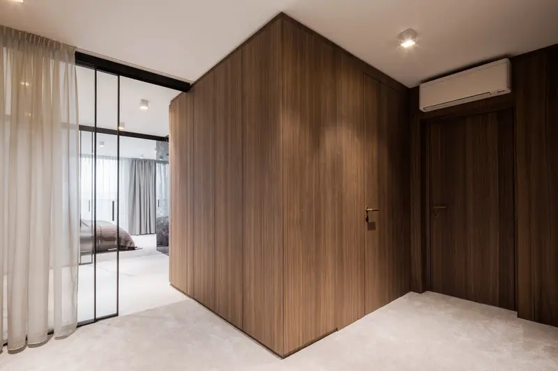 Press kit | 5356-02 - press release | penthouse l - destilat design studio - residential interior design - entrance master bedroom - photo credit: monika nguyen