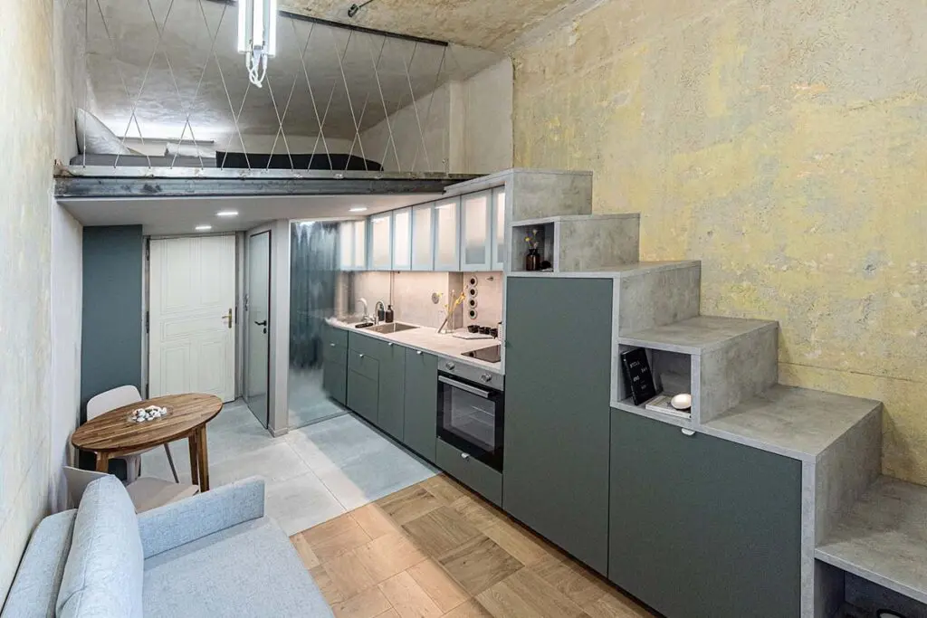 Dos pequeños apartamentos condicionados a una arquitectura en la que se vive a plenitud