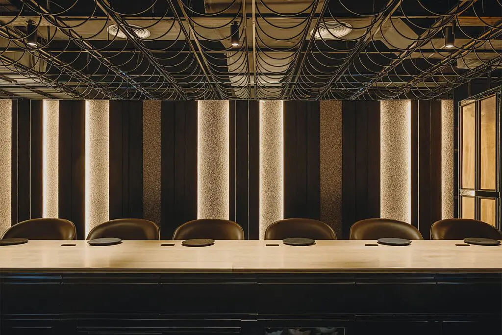 Este restaurante en españa vincula el humo y el fuego en sus interiores