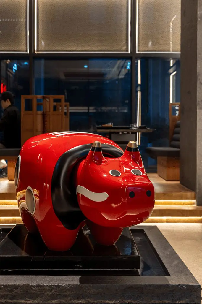 La arquitectura de este restaurante es un viaje a la cultura japonesa La arquitectura de este restaurante es un viaje a la cultura japonesa