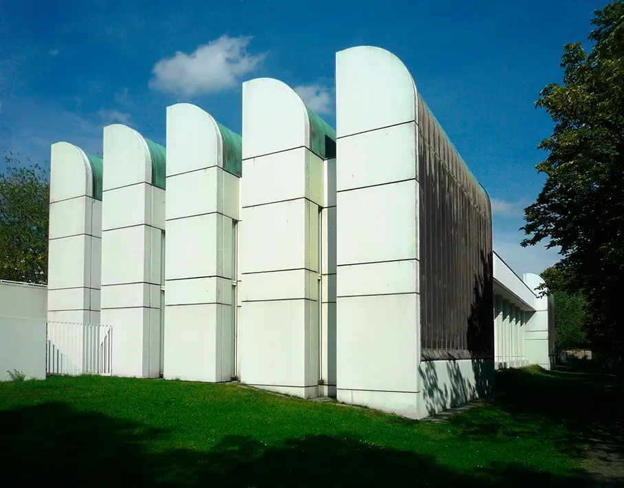 La bauhaus, una escuela de diseño vigente Revista-axxis-bauhaus-berlin