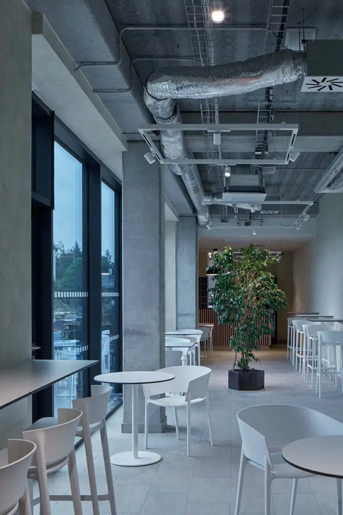 Estas piscinas en república checa conforman un espacio de calma y serenidad