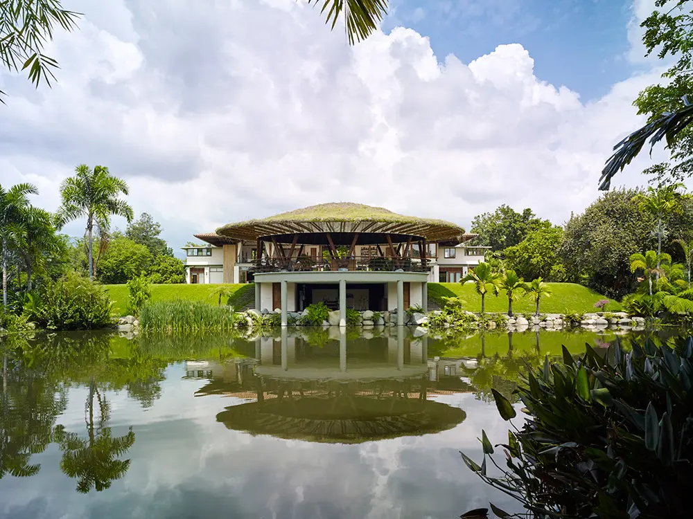 Una casa en guadua sobre valle del cauca de simón vélez Simon-velez-revista-axxis-3