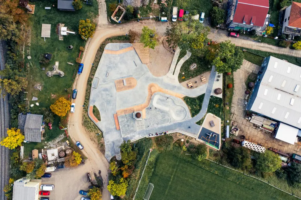 Deporte, arte, cine y cultura en este parque en praga