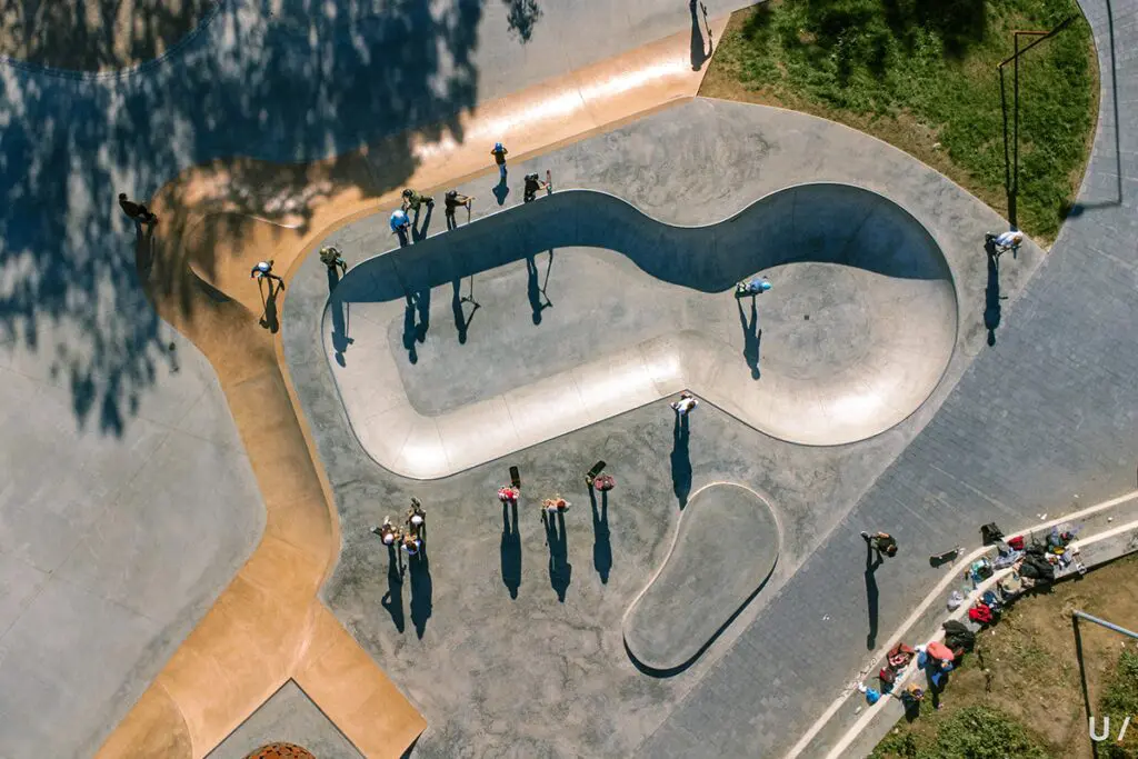 Parque multifuncional en praga, república checa.