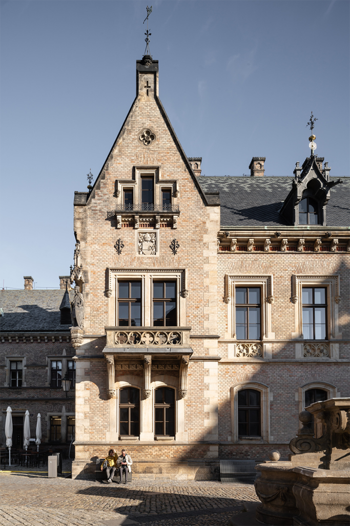 Un edificio en república checa restaurado con sensibilidad