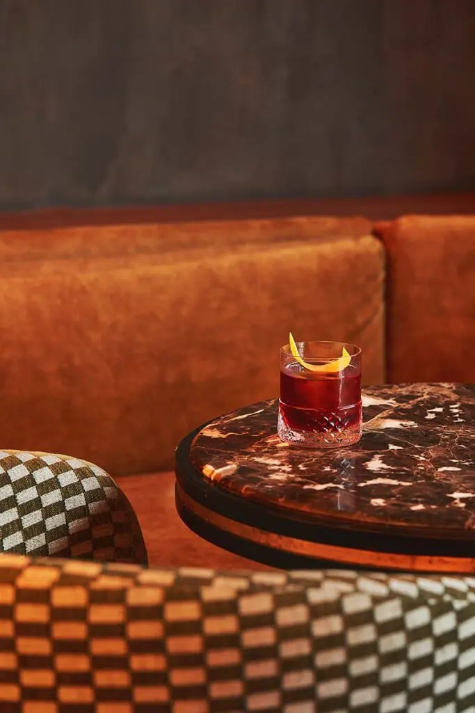 La arquitectura del gastrobar tercer piso lo convierte en un lugar único en bogotá