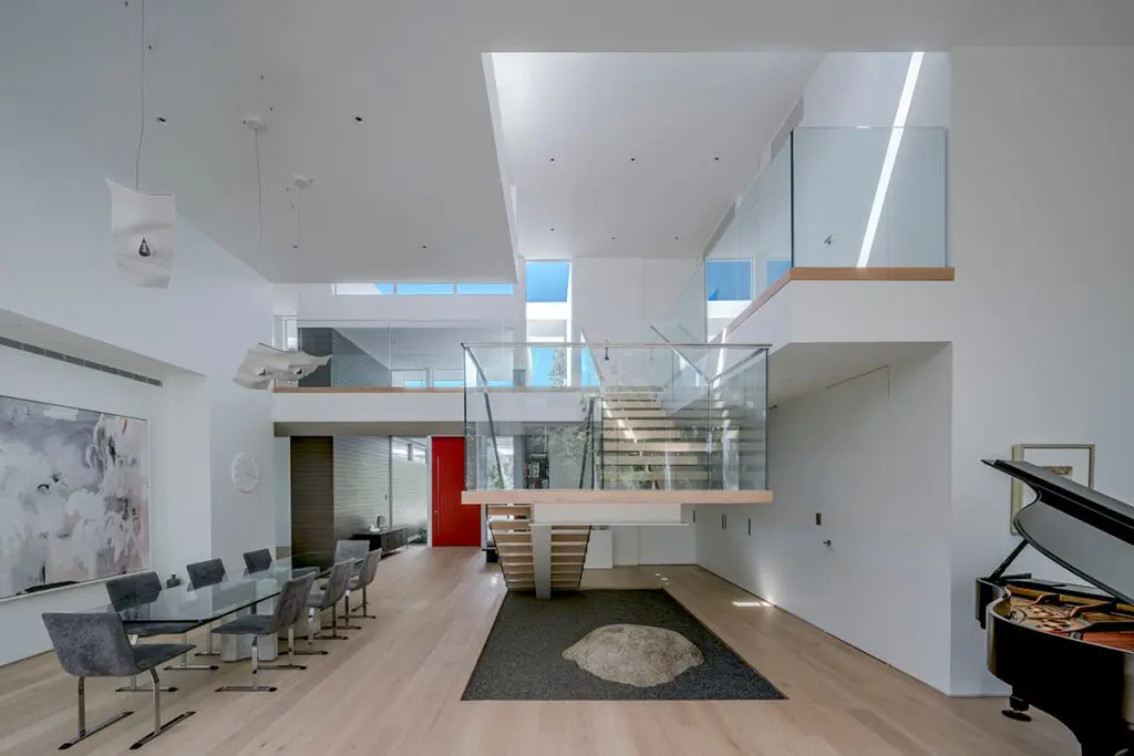 Tres residencias personalizadas en california exquisitamente compuestas