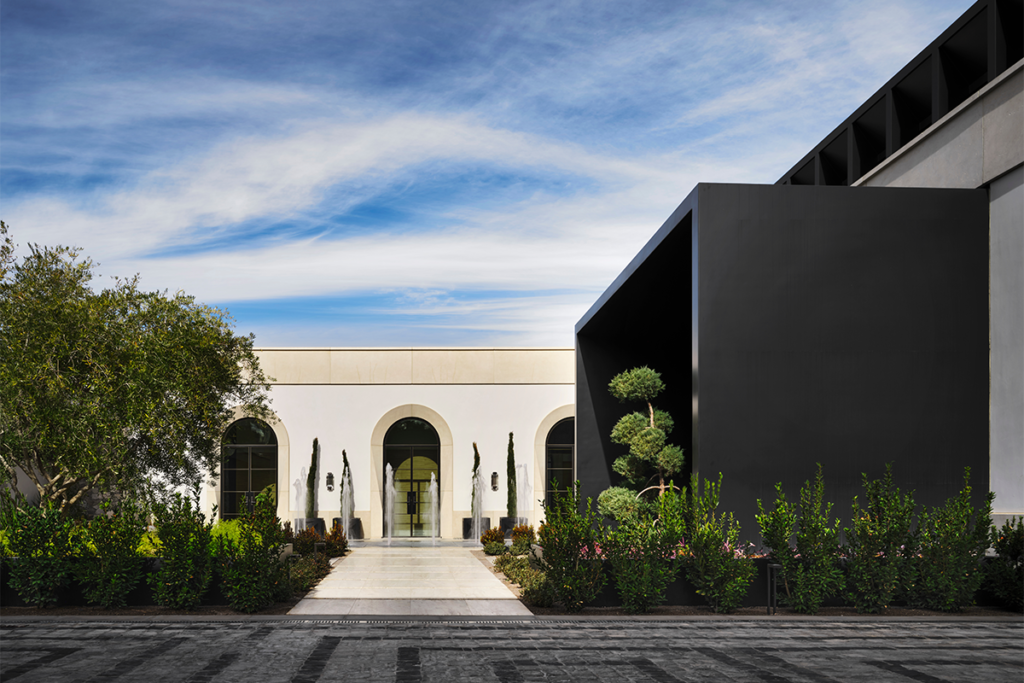 Una vivienda en las vegas diseñada para la conexión familiar