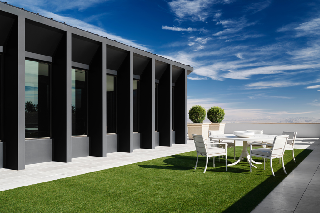 Una vivienda en las vegas diseñada para la conexión familiar