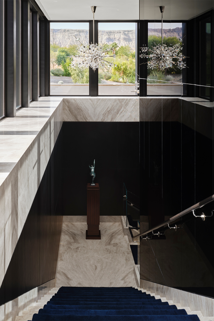 Una vivienda en las vegas diseñada para la conexión familiar