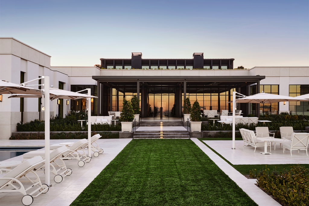 Una vivienda en las vegas diseñada para la conexión familiar