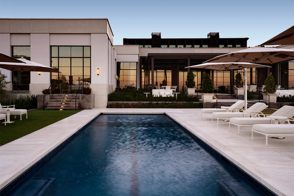 Una vivienda en las vegas diseñada para la conexión familiar