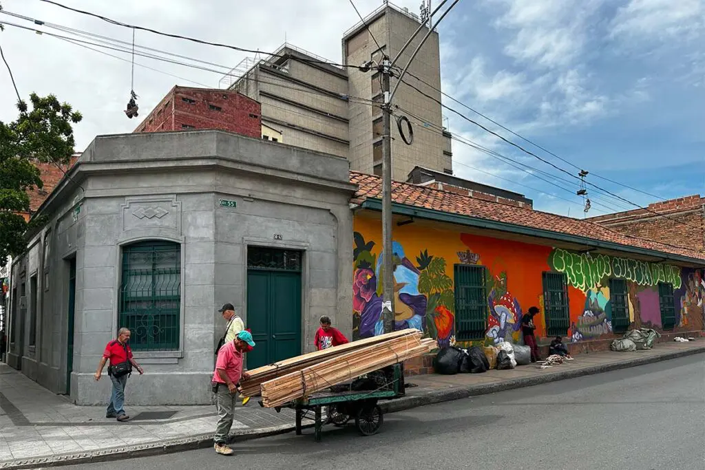Casa betsabé espinal: un centro cultural que le cambia la cara al centro de medellín Casa betsabé espinal: un centro cultural que le cambia la cara al centro de medellín