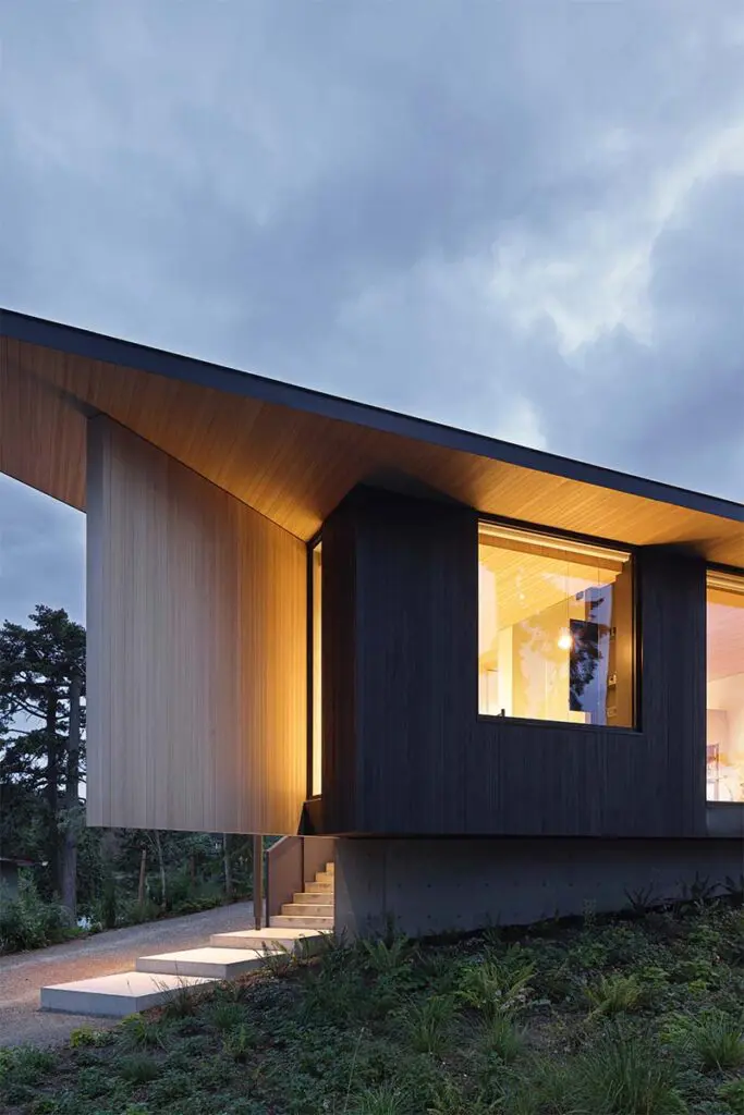 Una casa donde sostenibilidad y diseño contemporáneo se funden con el paisaje