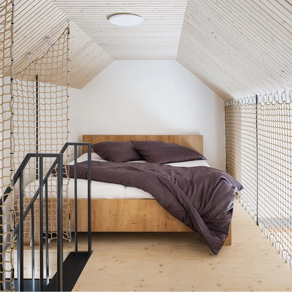 Habitar desde la simplicidad: apartamentos dúplex, galerías y terrazas ubicadas en un antiguo sanatorio Habitar desde la simplicidad: apartamentos dúplex, galerías y terrazas ubicadas en un antiguo sanatorio