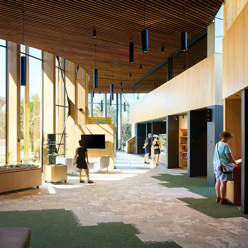 Este es un centro de visitantes inspirado en la cultura maorí