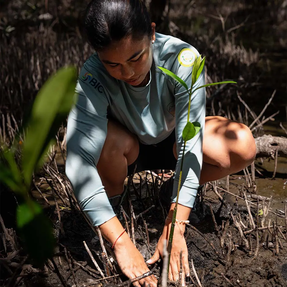 Remar para limpiar, reciclar para vivir: el proyecto de turismo y diseño en la ciénaga grande