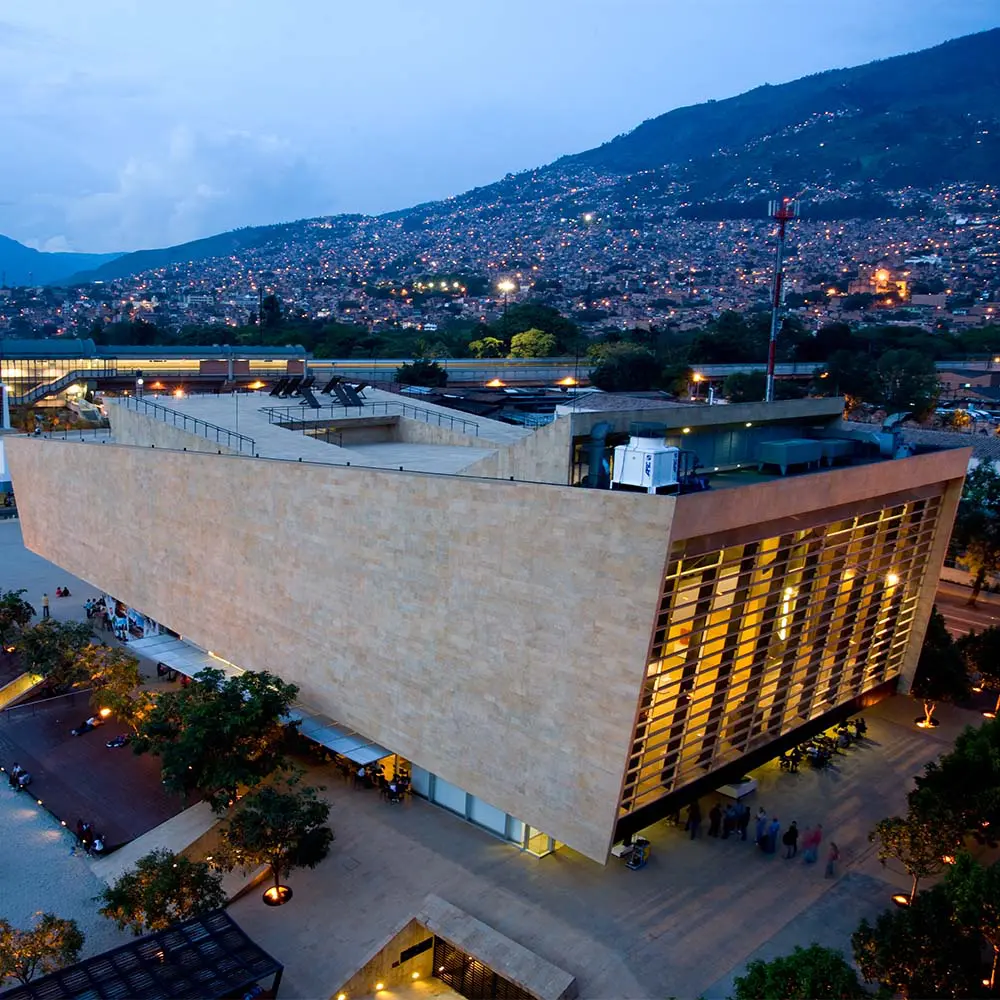 Seis proyectos que le cambiaron la cara a medellín 