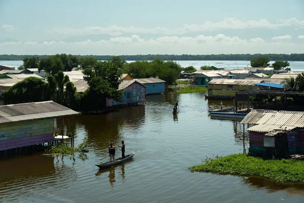 Vivir en el agua: así es nueva venecia, el pueblo que flota