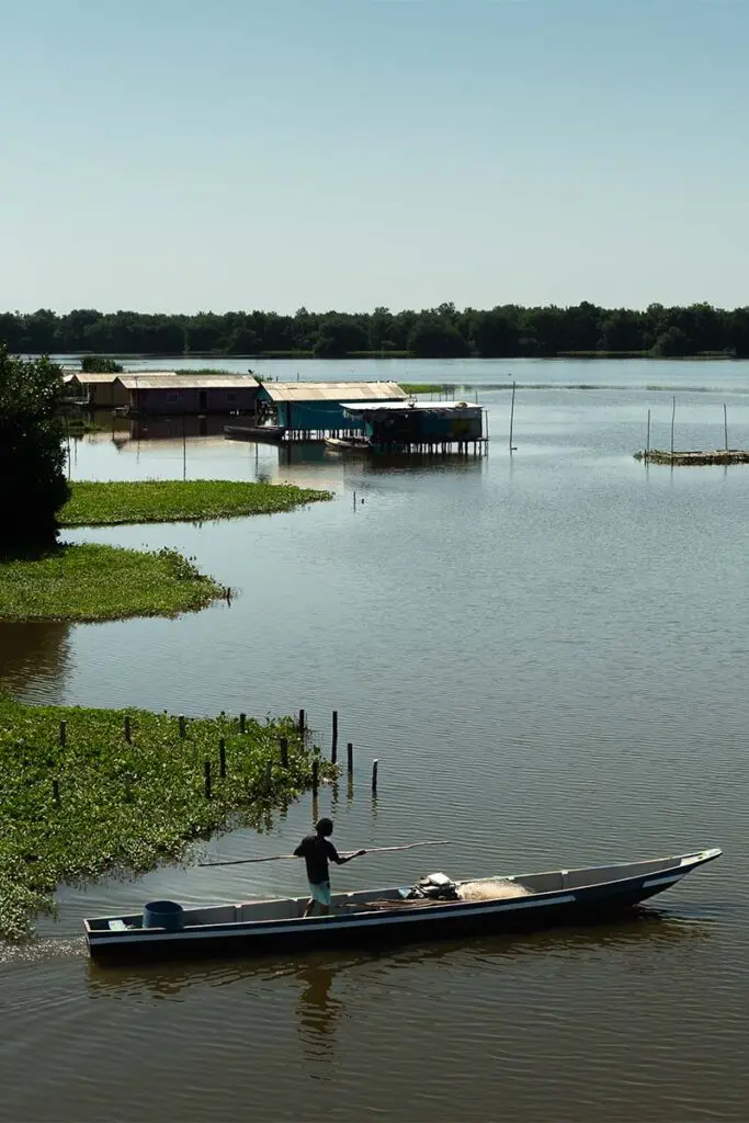 Vivir en el agua: así es nueva venecia, el pueblo que flota
