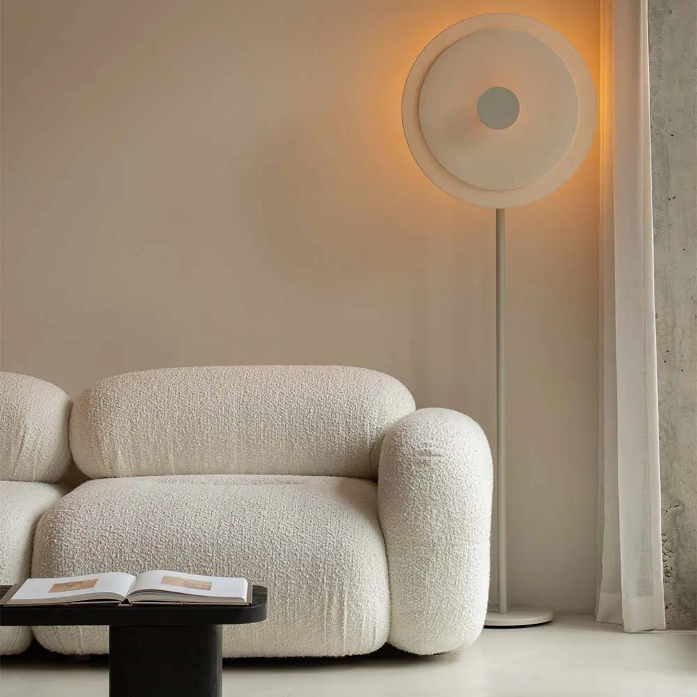 El estudio bogotano que transforma la luz y el mobiliario en una experiencia