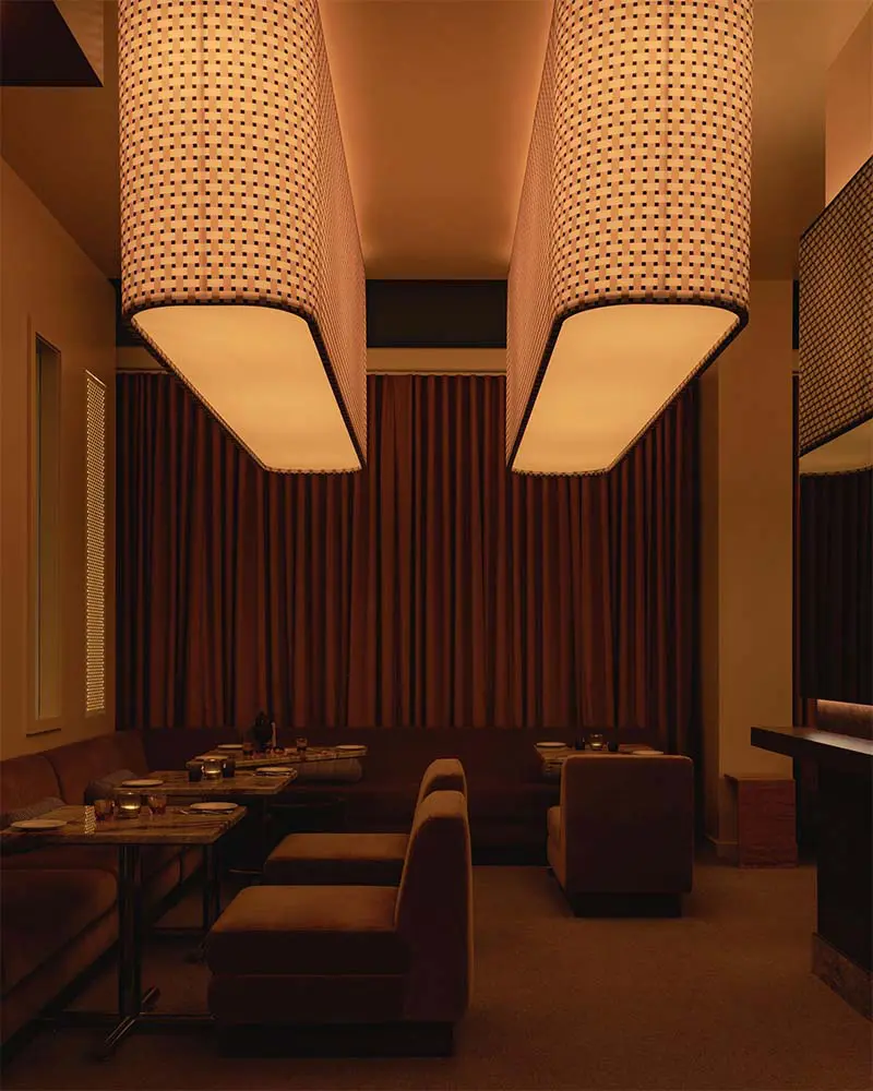 Un restaurante bar que transforma tres momentos del día en una experiencia sensorial Un restaurante bar que transforma tres momentos del día en una experiencia sensorial