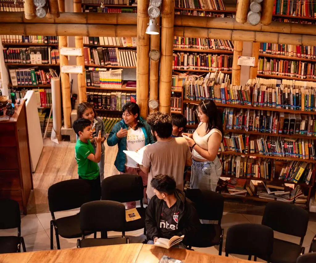 La biblioteca que se convirtió en símbolo de paz: la historia de casa del pueblo en el cauca
