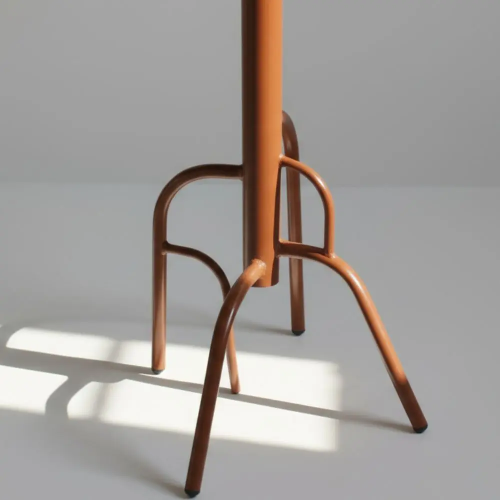 El diseño de esta mesa traduce la biodiversidad colombiana en un gesto emocional