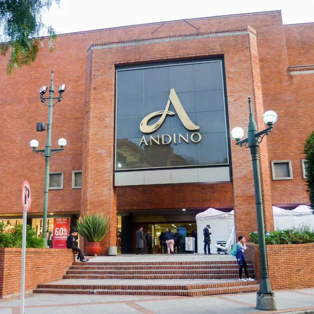 El arte de diseñar señalización para construir identidad en los espacios