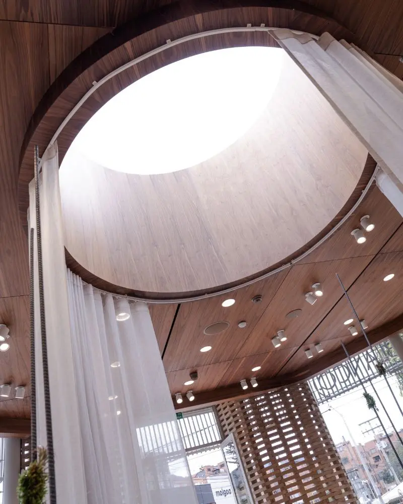 El diseño de una tienda en bogotá donde el bienestar se convierte en protagonista El diseño de una tienda en bogotá donde el bienestar se convierte en protagonista