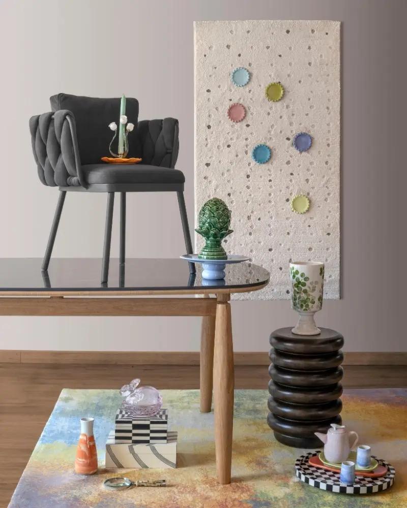 Diseño interior con objetos de color